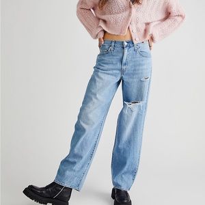 Levi’s baggy dad jean